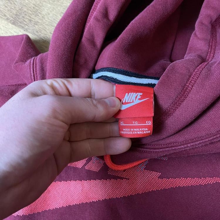 Vintage Nike Club Spell-out Printed Graphic Hoodie image 5