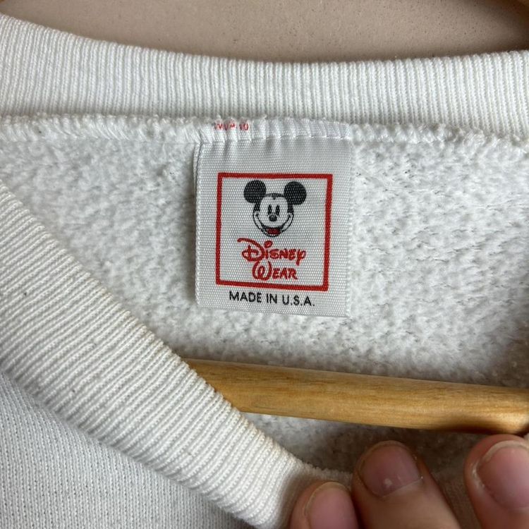 Vintage Minnie Mouse Disney graphic sweatshirt 3