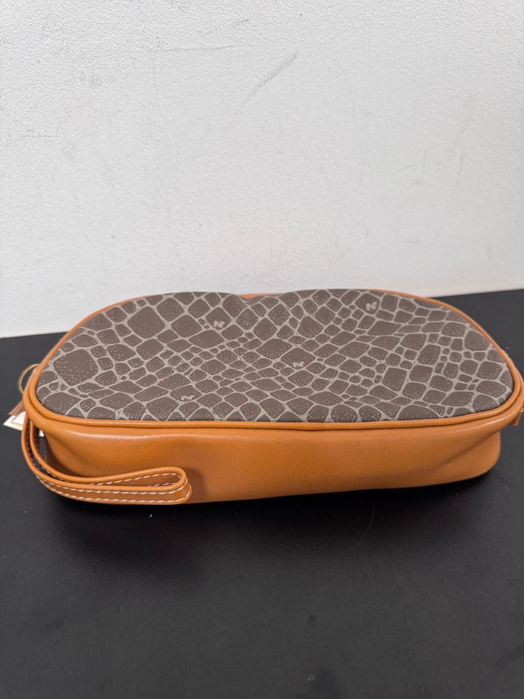 brown patterned pouch with leather trim 2