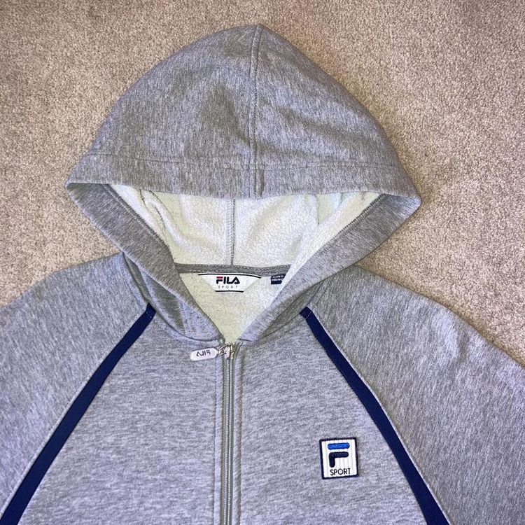 Vintage fila hoodie image 3