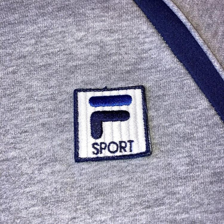 Vintage fila hoodie image 4