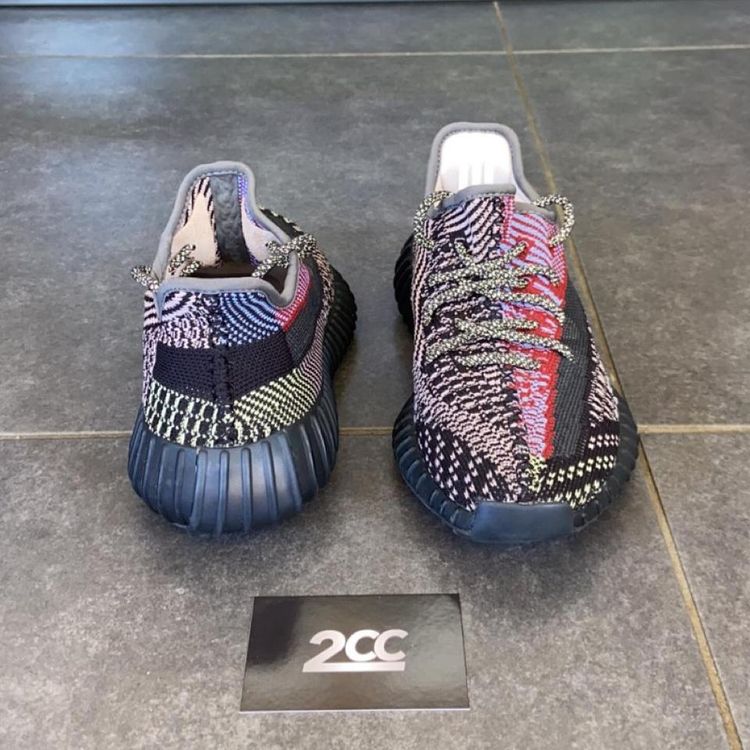 Immagine di - Adidas Yeezy Boost 350 V2 Yecheil (Non-Reflective) 3