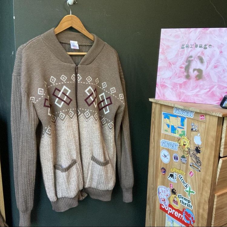 Vintage Zip Up Patterned Cardigan image 4
