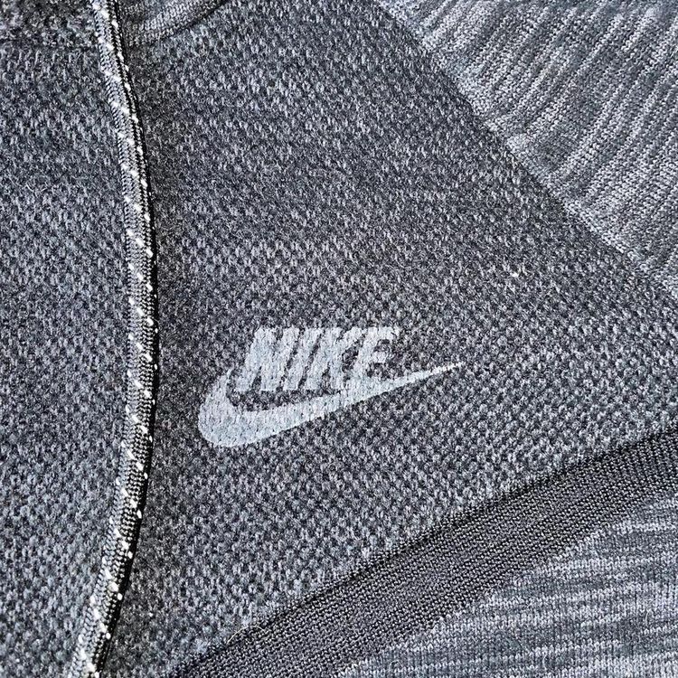 Nike hoodie image 2