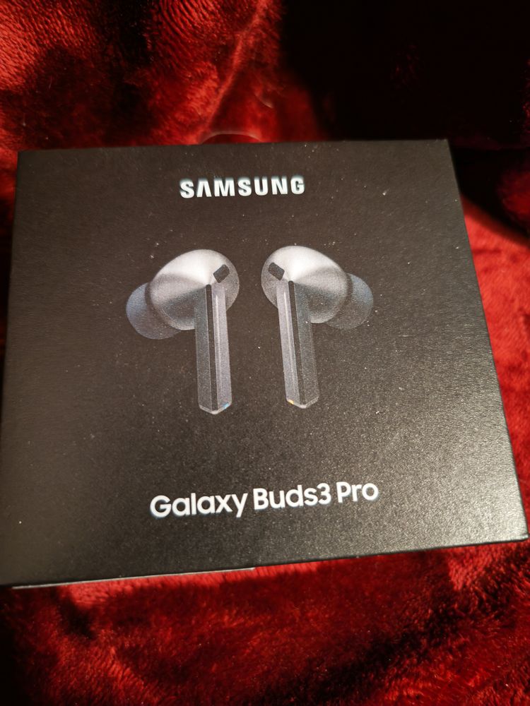 Samsung Galaxy Buds3 Pro Wireless Earbuds product image