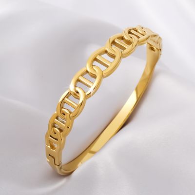 Gold Chain Link Bracelet