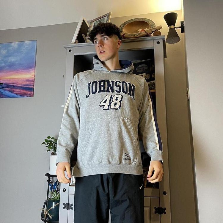 Vintage NASCAR Chase Authentics x Jimmie Johnson Graphic Hoodie 3