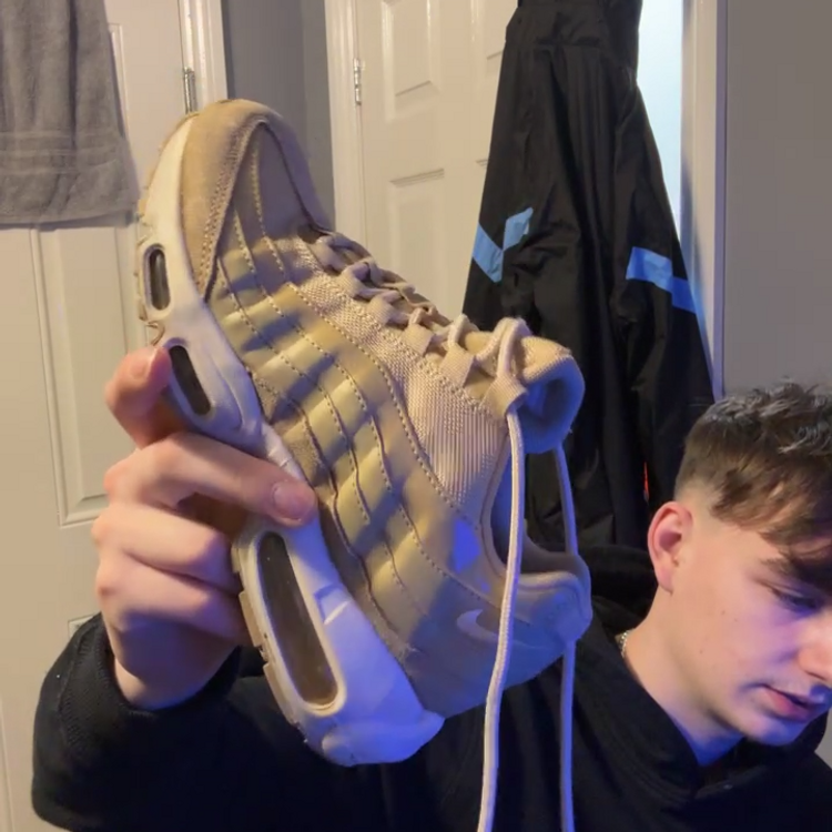 Nike nike airmax 95s size 4.5 product image