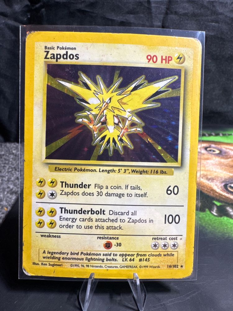 Zapdos Pokémon Card