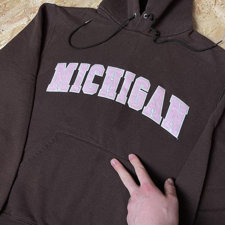 Vintage Champion x Michigan State University Graphic Hoodie 6