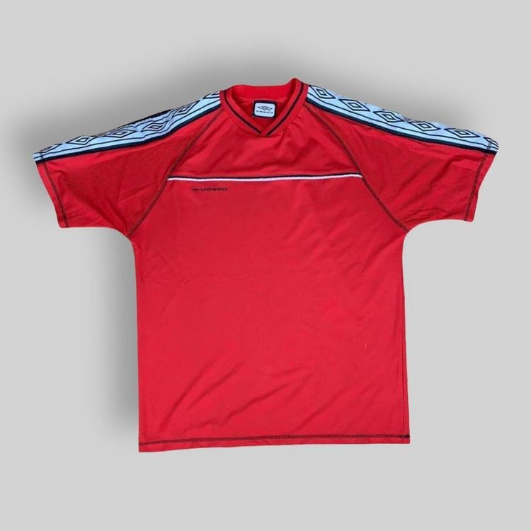 Umbro T Shirt Red image 1