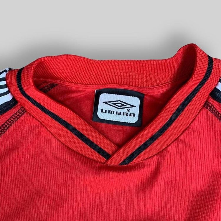 Umbro T Shirt Red image 3