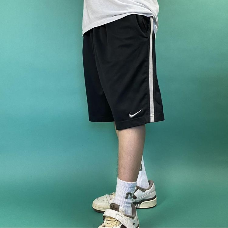 Y2k Nike soft shorts black. image 2