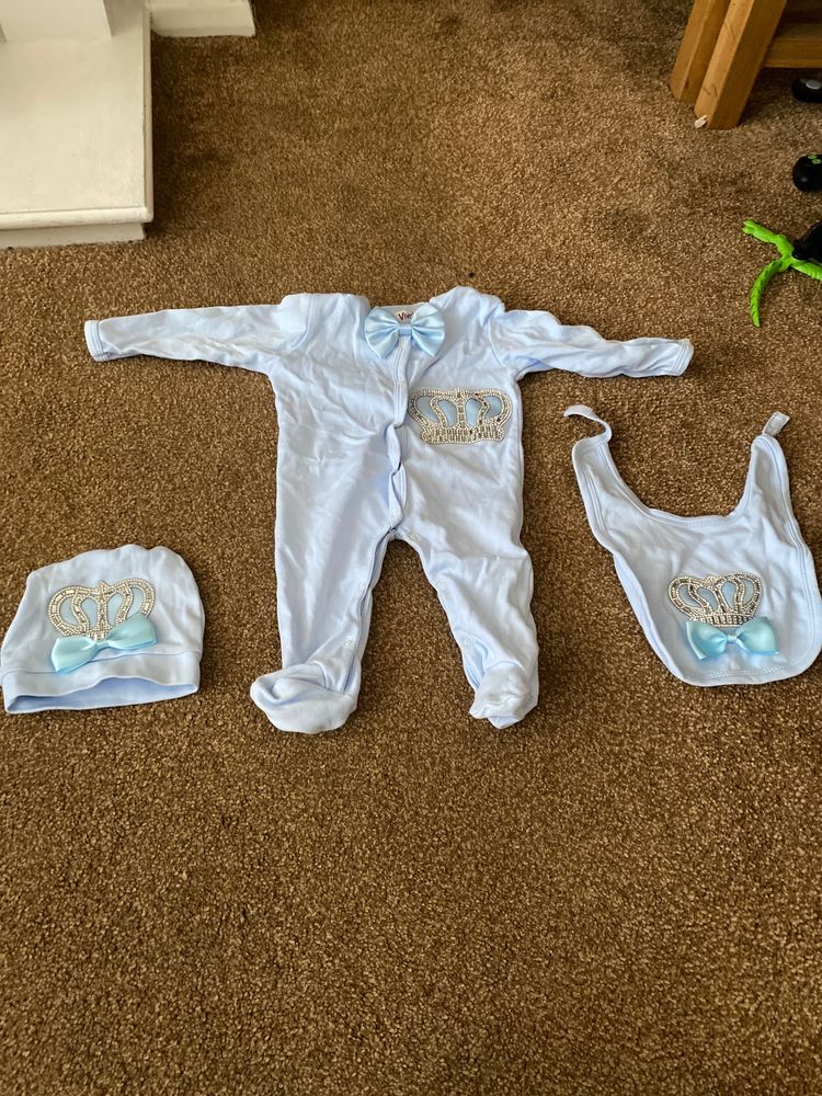 Other Baby Blue Onesie With Matching Hat And Bib product image