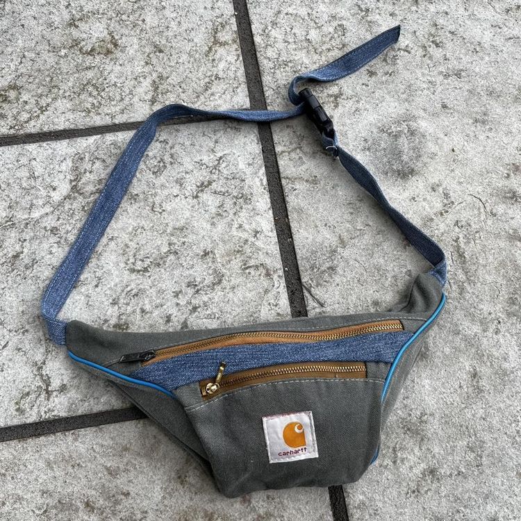 Carhartt bum bag image 1