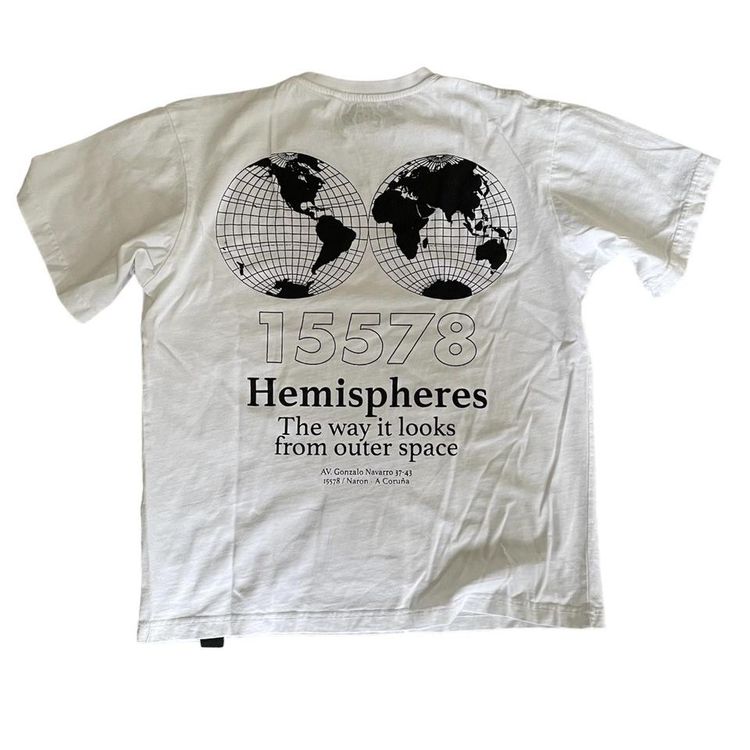 Other Pull And Bear Two Worlds Vintage Tee product image