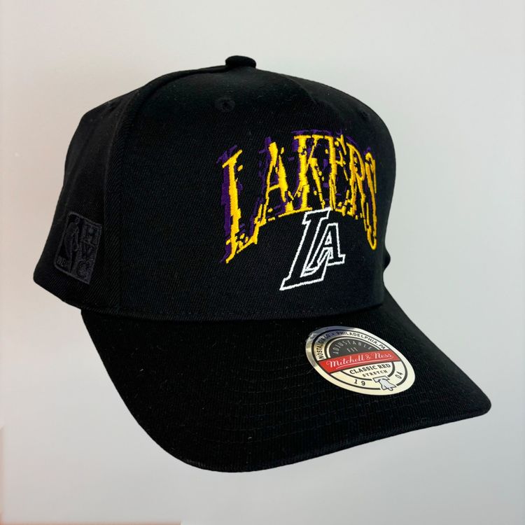 Mitchell & Ness Los Angeles Lakers Black Snapback Hat image 1