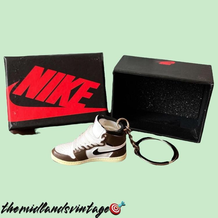 Jordan keyring 1