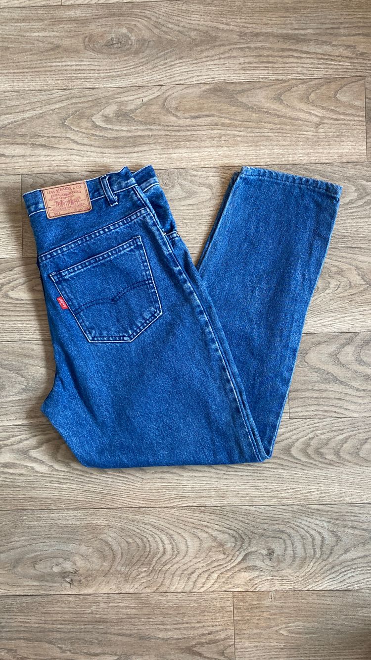 Levi’s 501 Men’s Blue Jeans W34 L36 Straight Leg Button Fly 100% Cotton 9