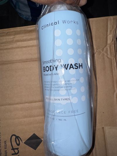 Clinical Works Smoothing Body Wash