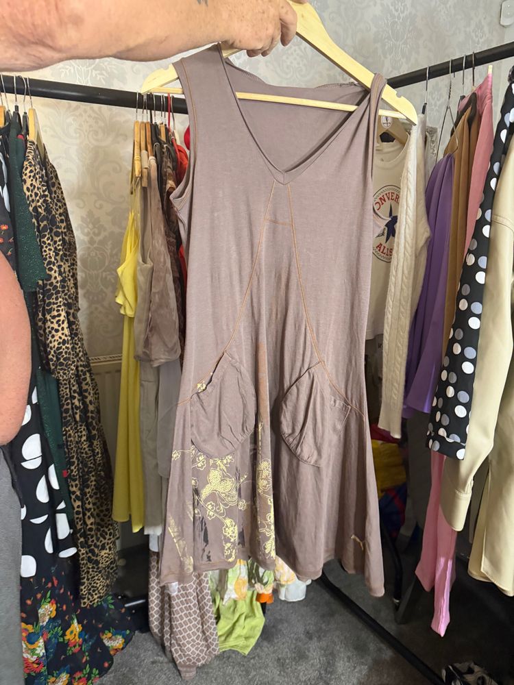 Immagine di Black Strapless Midi Dress 2