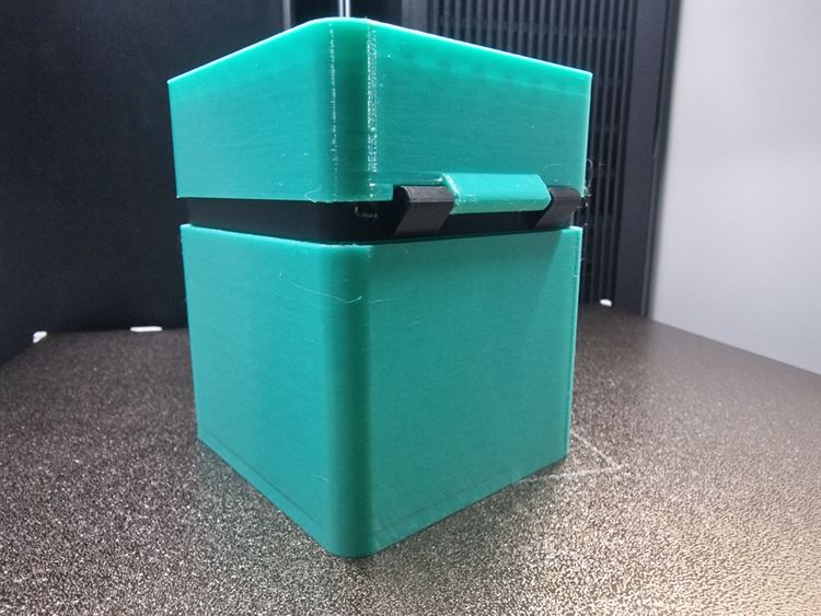 Pokemon  bulbasaur deck box  2