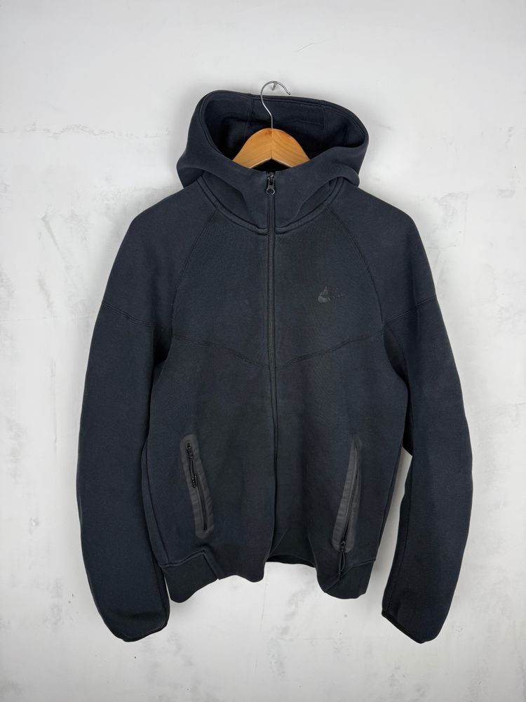 Nike Black Zip-Up Hoodie