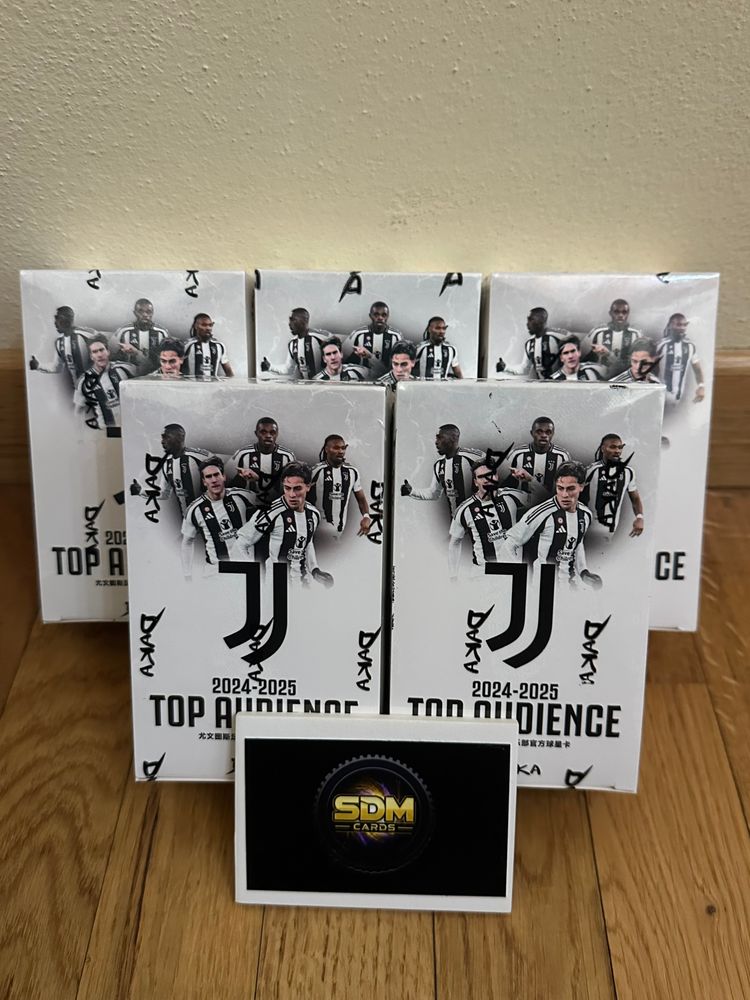 Juventus 2024-2025 Top Audience Trading Cards