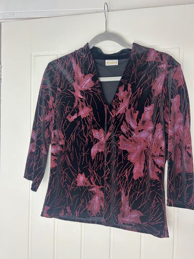 Roman Originals women's floral patterned top