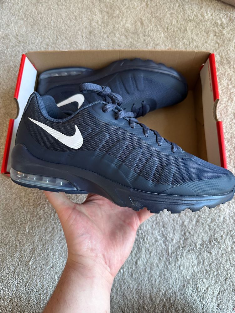 Nike Air Max Invigor