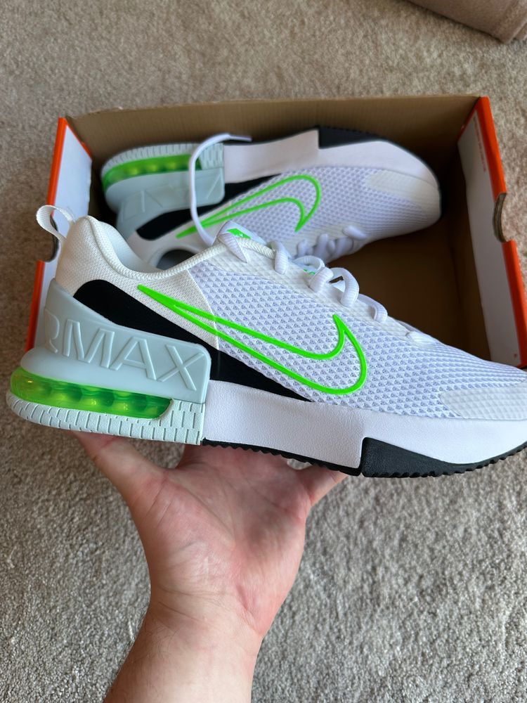 Nike Air Max Invigor 9