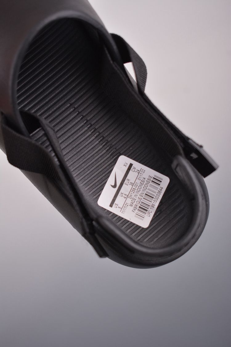 Nike Black Slip-On Clogs With Adjustable Strap image 3