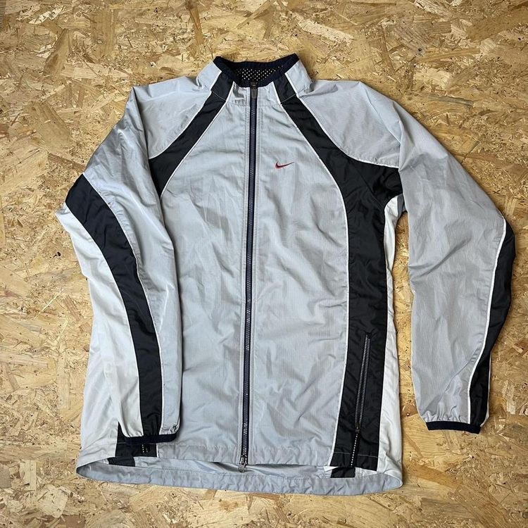 Vintage Nike Swoosh Embroidered 2000s Windbreaker Jacket