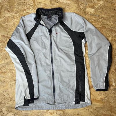 Vintage Nike Swoosh Embroidered 2000s Windbreaker Jacket 6