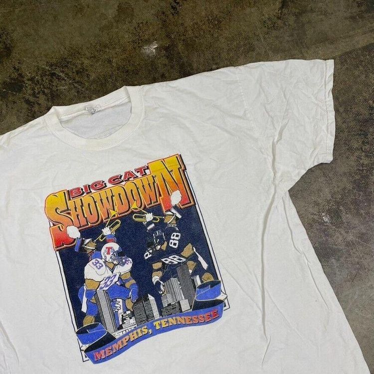 NFL T-Shirt Tennessee Show Down Football Y2K Graphic USA Tee, White, Mens 2XL 4