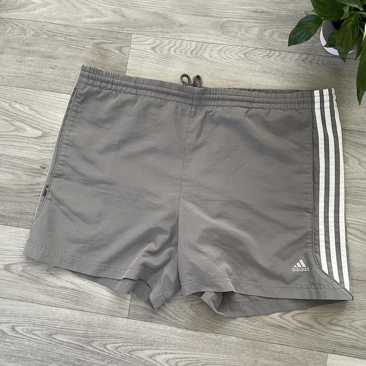 VINTAGE Y2K ADIDAS SUMMER SHORTS image 1