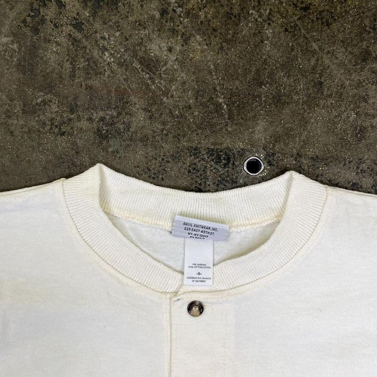 Hog State Rally T-Shirt Henley Graphic USA Y2K 2005 Biker Tee, Beige, Mens Small 5