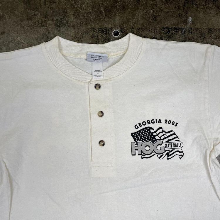 Hog State Rally T-Shirt Henley Graphic USA Y2K 2005 Biker Tee, Beige, Mens Small 2