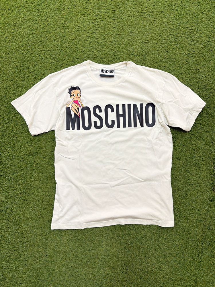 Moschino White T-Shirt With Betty Boop Graphic
