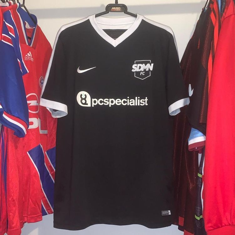 Nike Adults Sidemen FC 2017 Charity Match Nike Home Football Shirt Black XL product image