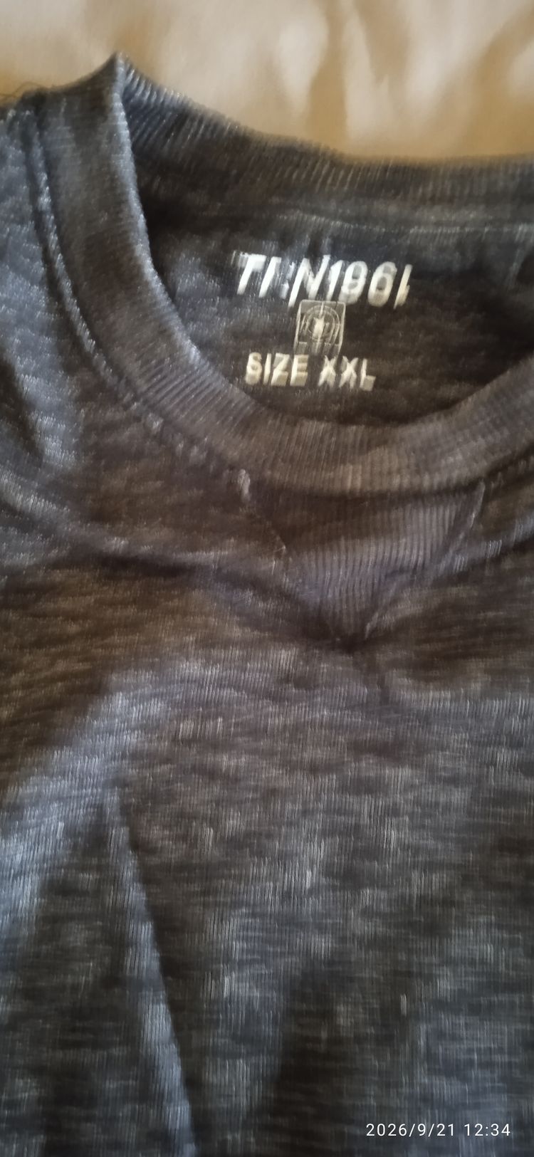 Grey Crew Neck Sweatshirt imagen 2