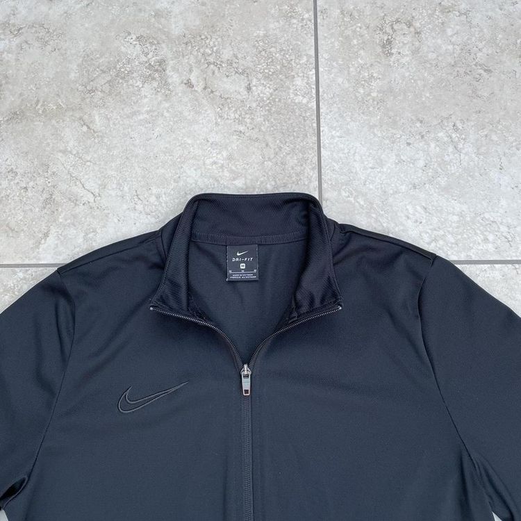 Nike jacket 3
