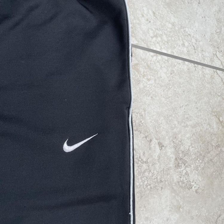 Vintage nike tracksuit bottoms image 4