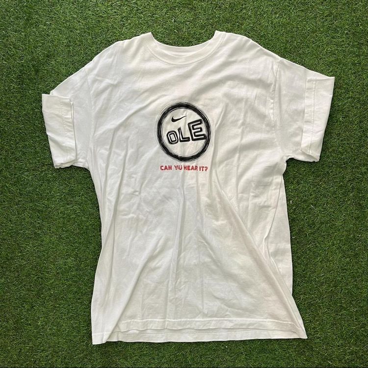 White Nike OLE t-shirt image 1