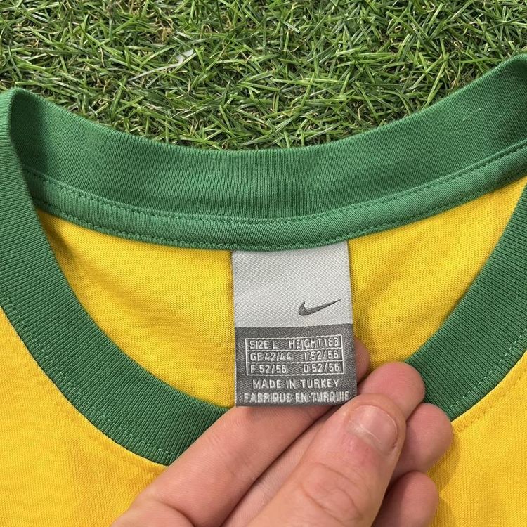 Yellow Nike t-shirt 3