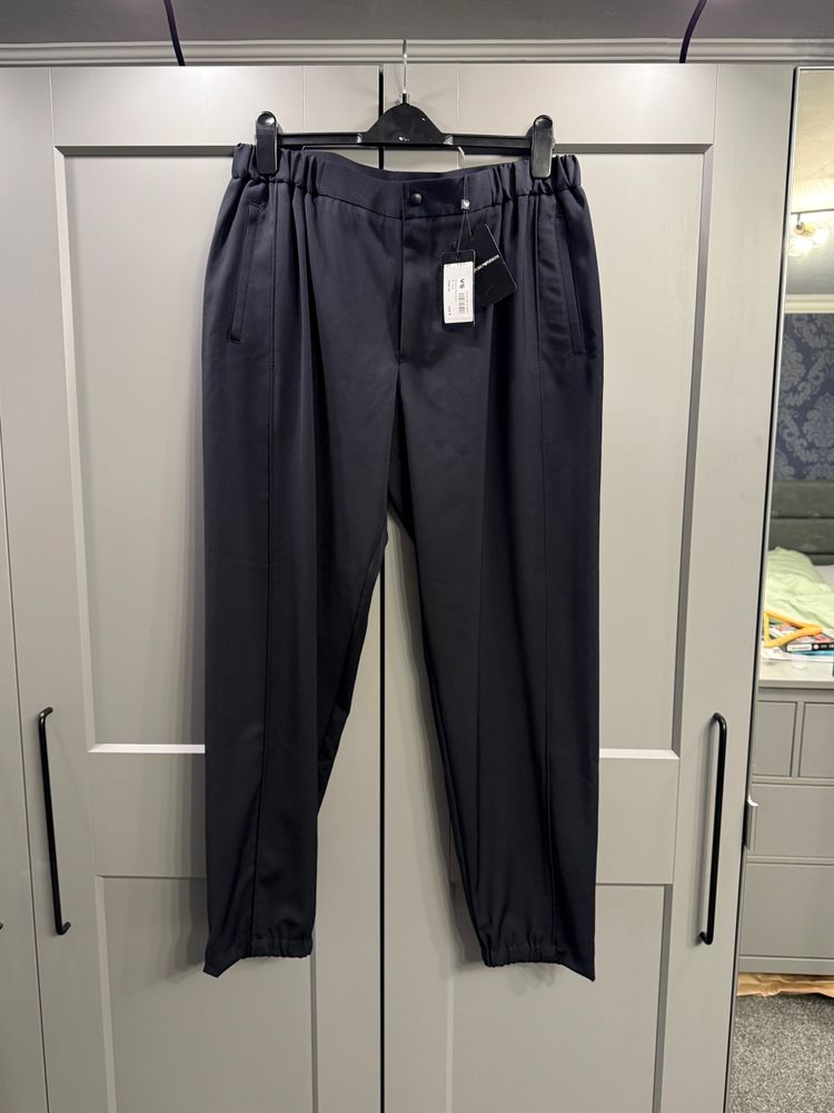 Emporio Armani Emporio Armani Smart Cuffed Trousers – Navy – Size 52R – NWT product image