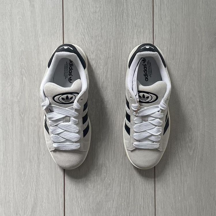 Adidas Campus Crystal White - UK 7.5 imagen 2
