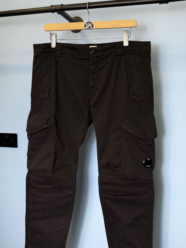 XXL C.P. Company Black Ergonomic Fit Cargo Trousers 38W 40W image 2