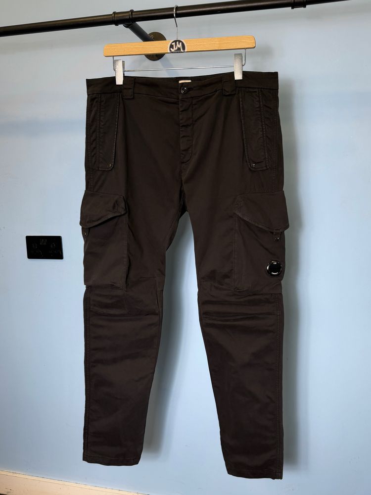 XXL C.P. Company Black Ergonomic Fit Cargo Trousers 38W 40W image 1