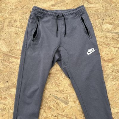 Like New Nike Club Embroidered Cargo Joggers 2